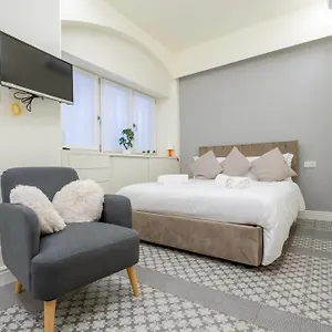 Centro Storico Vetra M4-studio 10min Walk Duomo Apartamento Milán